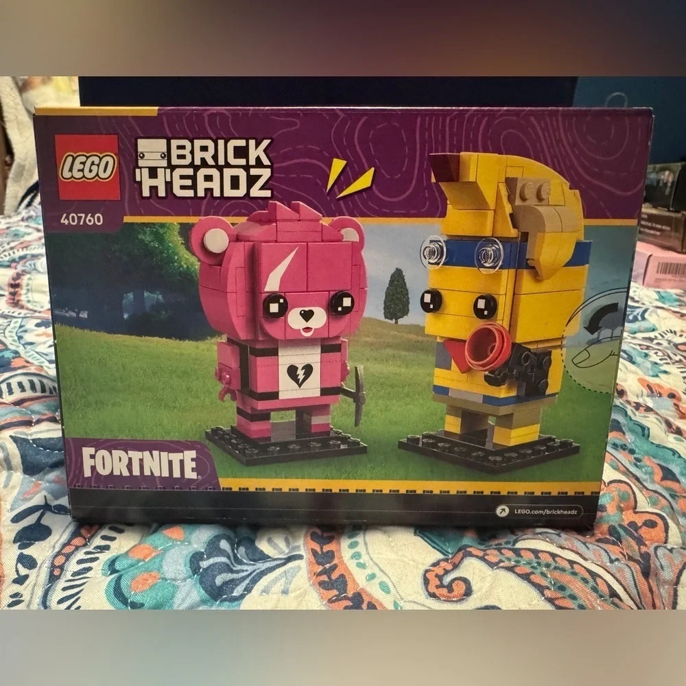 NIB LEGO BrickHeadz Fortnite Cuddle Team Leader & Peely Building Kit 40760
